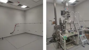 zdjęcie laboratorium po remoncie oraz kolumny transmisyjnego mikroskopu elektronowego podczas instalacji